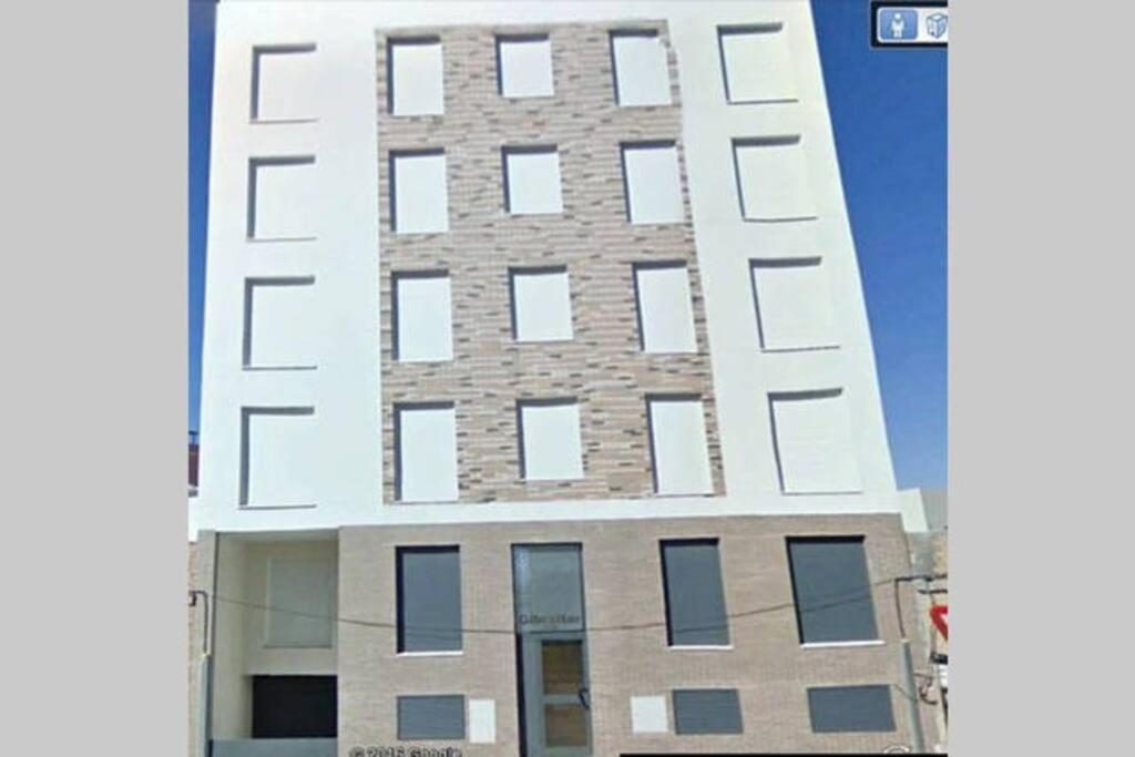 4F, Aire Acondic, 80M2, 2 Dormitorios, 4 Huespedes, Wifi Gratis La Linea de la Concepcion Bagian luar foto