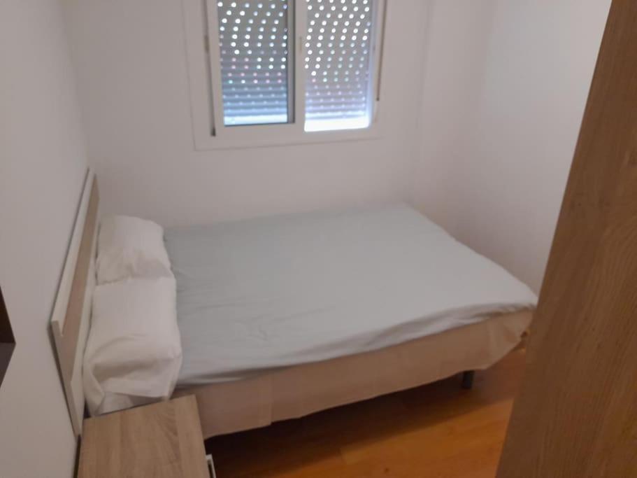 4F, Aire Acondic, 80M2, 2 Dormitorios, 4 Huespedes, Wifi Gratis La Linea de la Concepcion Bagian luar foto
