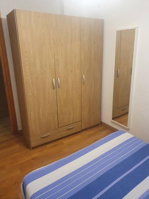 4F, Aire Acondic, 80M2, 2 Dormitorios, 4 Huespedes, Wifi Gratis La Linea de la Concepcion Bagian luar foto